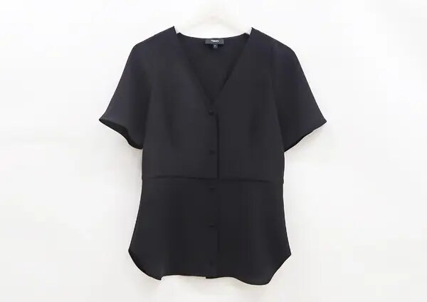 theory ブラウスの画像