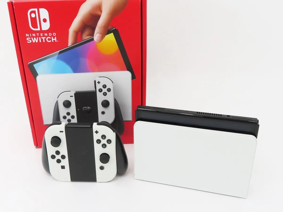 RE8027 温か Switch本体有機EL JCホワイト