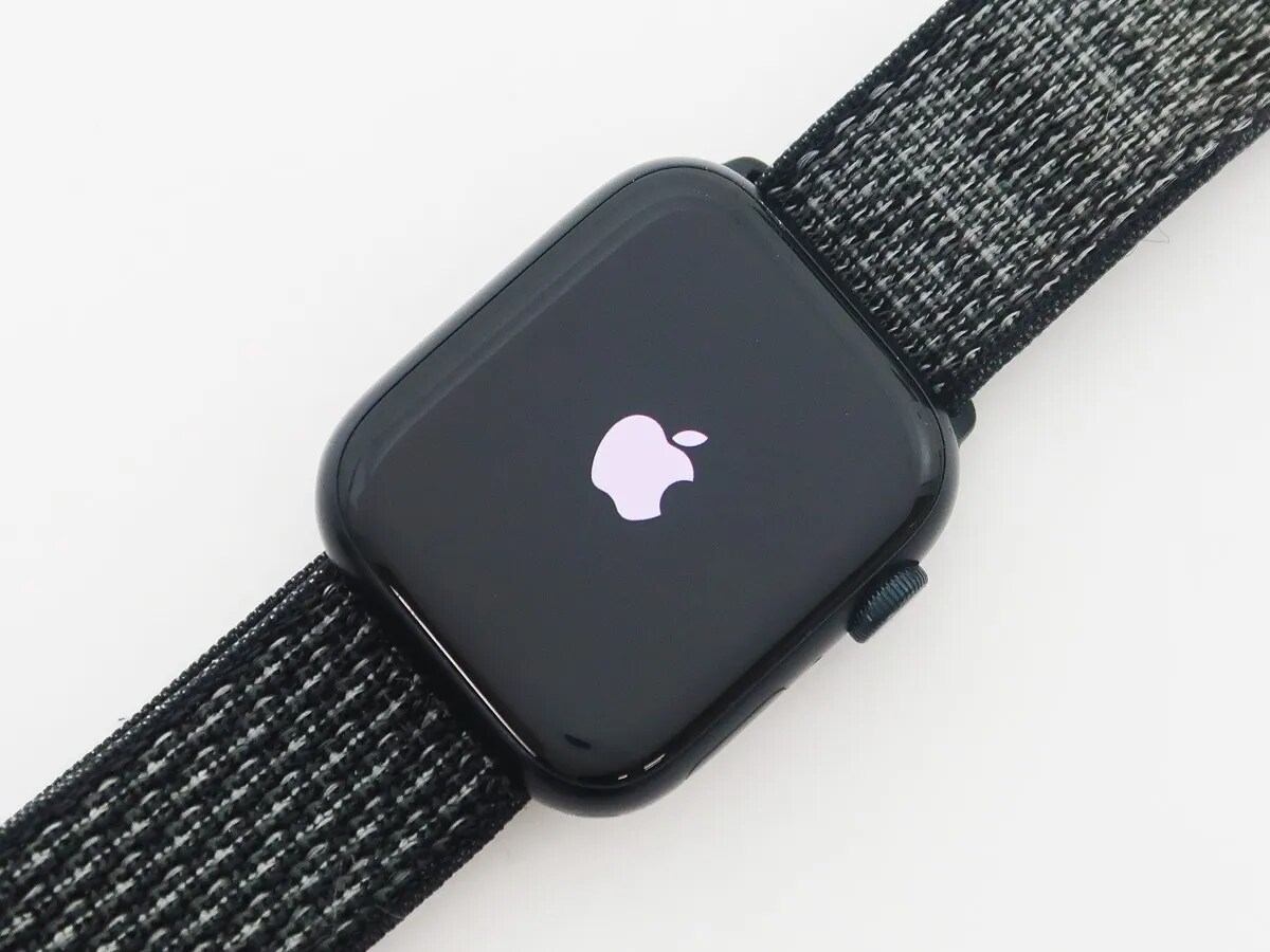 Apple Watch Series 8 HERMES 45mm ステン 黒革 【公式通販】