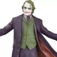 Batman The Dark Knight Statue： The Joker