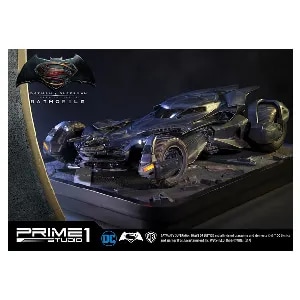 バットモービル 「バットマン vs スーパーマン ジャスティスの誕生」 ミュージアムマスターライン ポリストーン製スタチュー