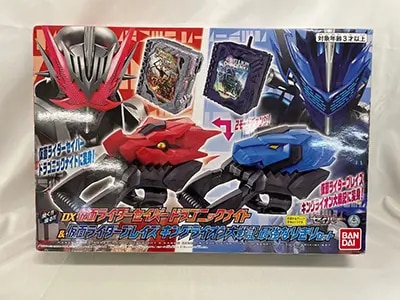DX仮面ライダーセイバー ドラゴニックナイト＆仮面ライダーブレイズ キングライオン大戦記 最強なりきりセット 仮面ライダーセイバー/聖刃