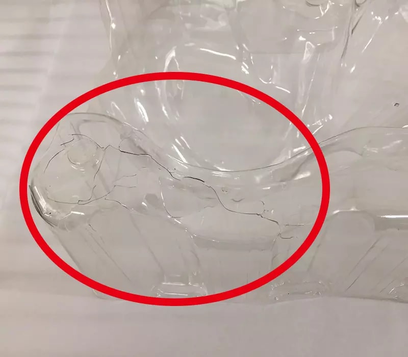 ブリスターケース破損