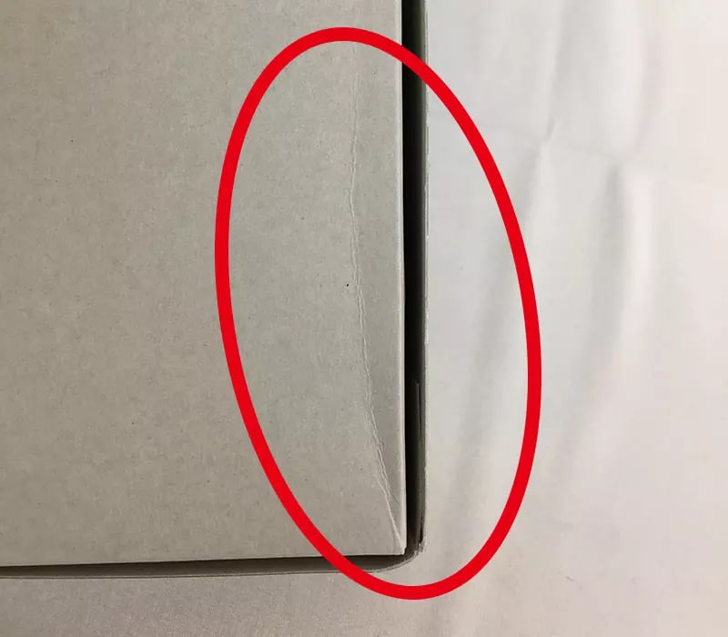 箱に傷やダメージ