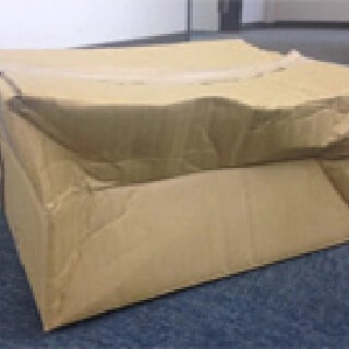 スキマがあるダンボール イメージ